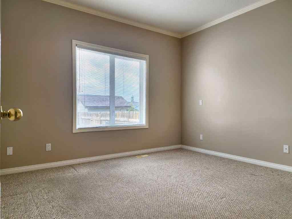 MLS® A2227191 - 27 Skyline Crescent  in NONE Claresholm, Residential
