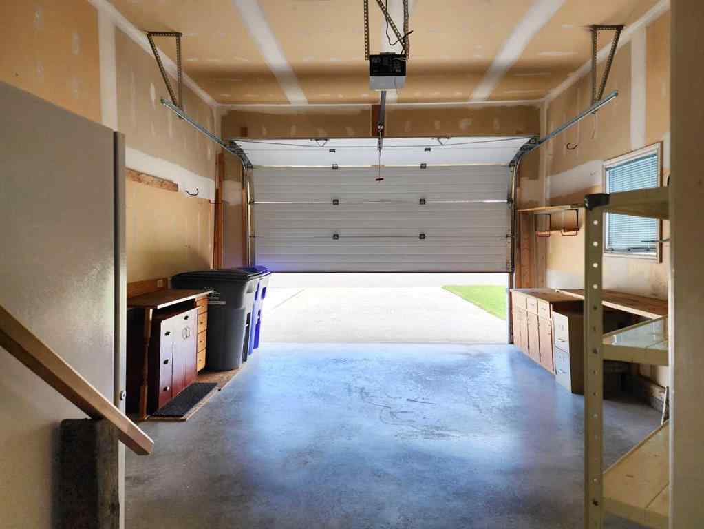 MLS® A2227191 - 27 Skyline Crescent  in NONE Claresholm, Residential