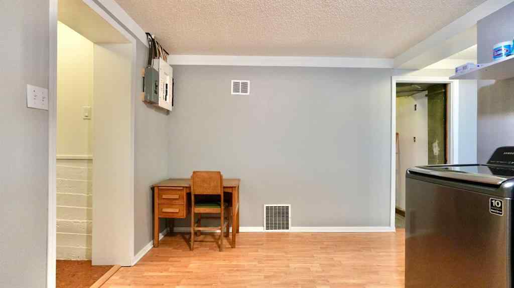 MLS® A2227194 - 10118 107 Avenue  in South End Peace River, Residential