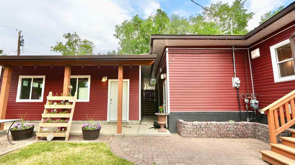 MLS® A2227194 - 10118 107 Avenue  in South End Peace River, Residential