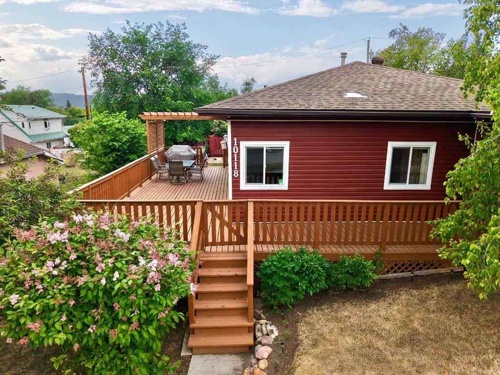 MLS® A2227194 - 10118 107 Avenue  in South End Peace River, Residential