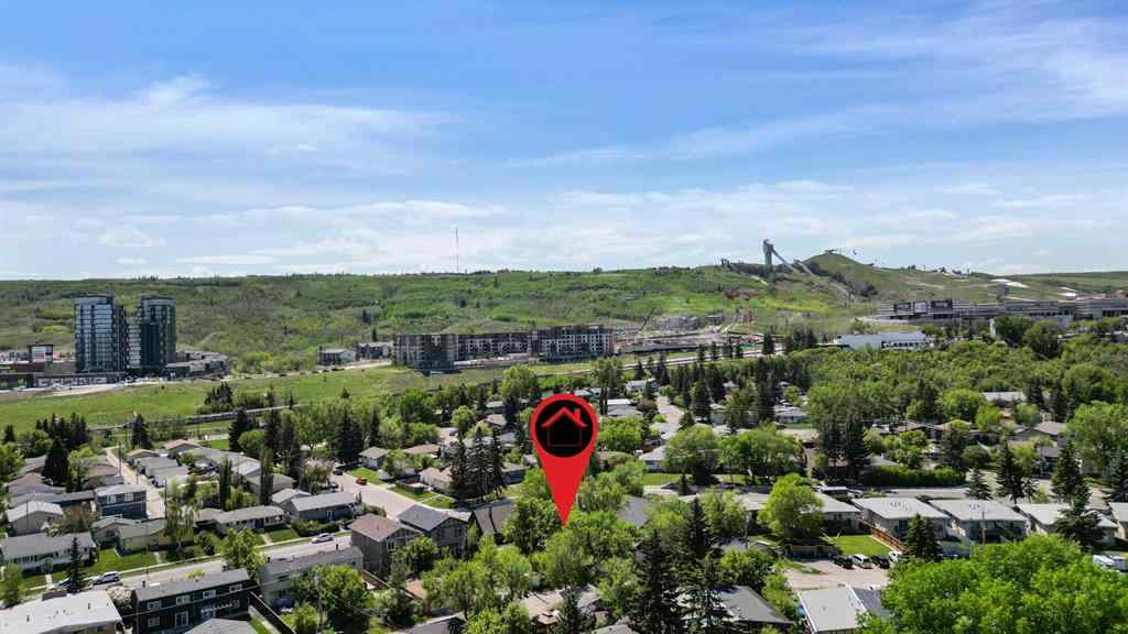 MLS® A2227223 - 7616 34 Avenue NW in Bowness Calgary, Residential