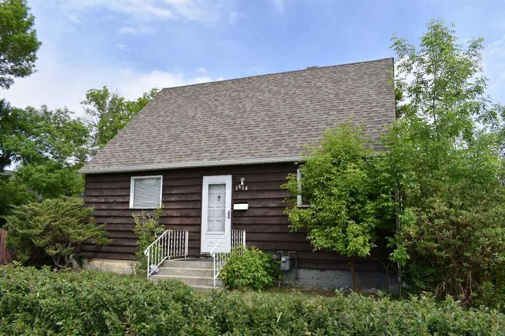 MLS® A2227223 - 7616 34 Avenue NW in Bowness Calgary, Residential