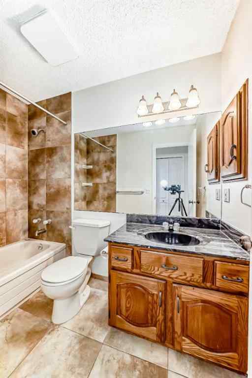 MLS® A2227257 - 139 Stratton Crescent SW in Strathcona Park Calgary, Residential