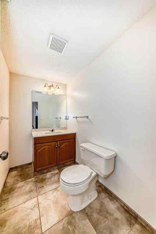 MLS® A2227257 - 139 Stratton Crescent SW in Strathcona Park Calgary, Residential