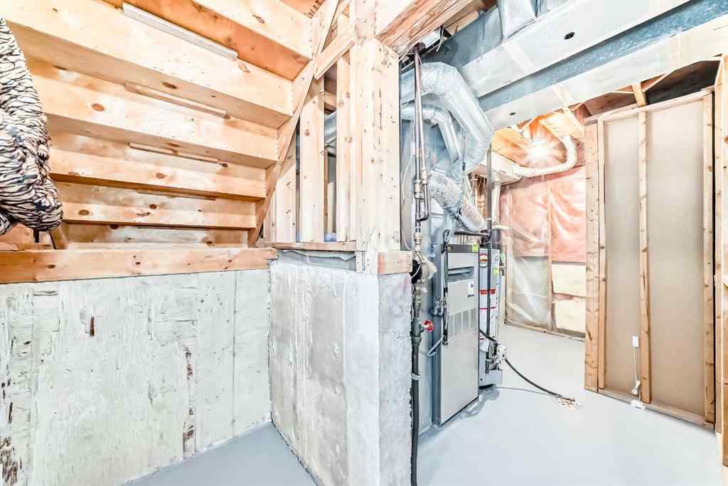 MLS® A2227257 - 139 Stratton Crescent SW in Strathcona Park Calgary, Residential