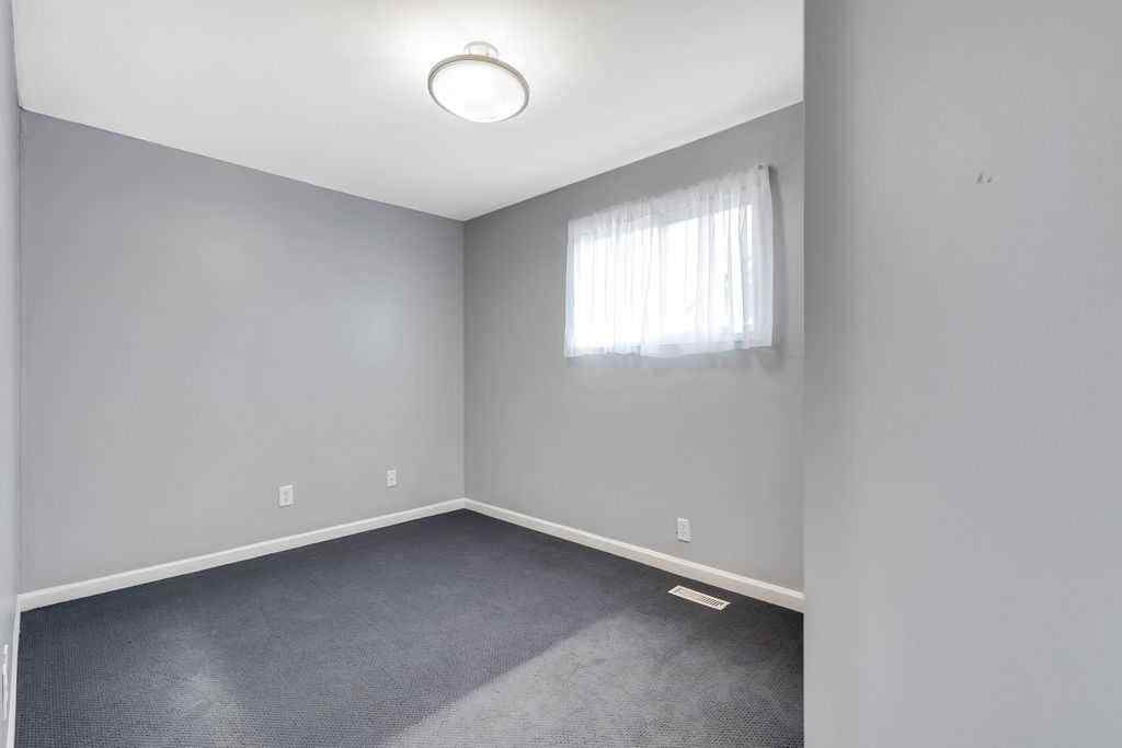 MLS® A2227260 - 1018 Smith Avenue  in NONE Crossfield, Residential