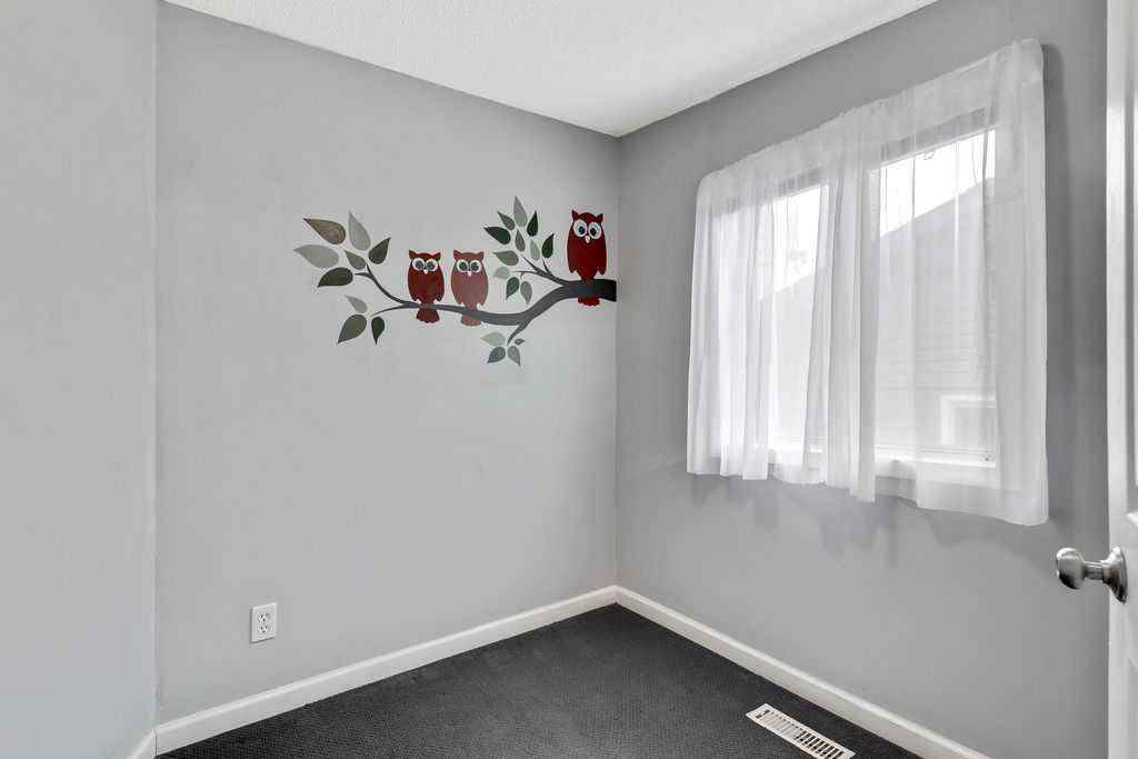 MLS® A2227260 - 1018 Smith Avenue  in NONE Crossfield, Residential