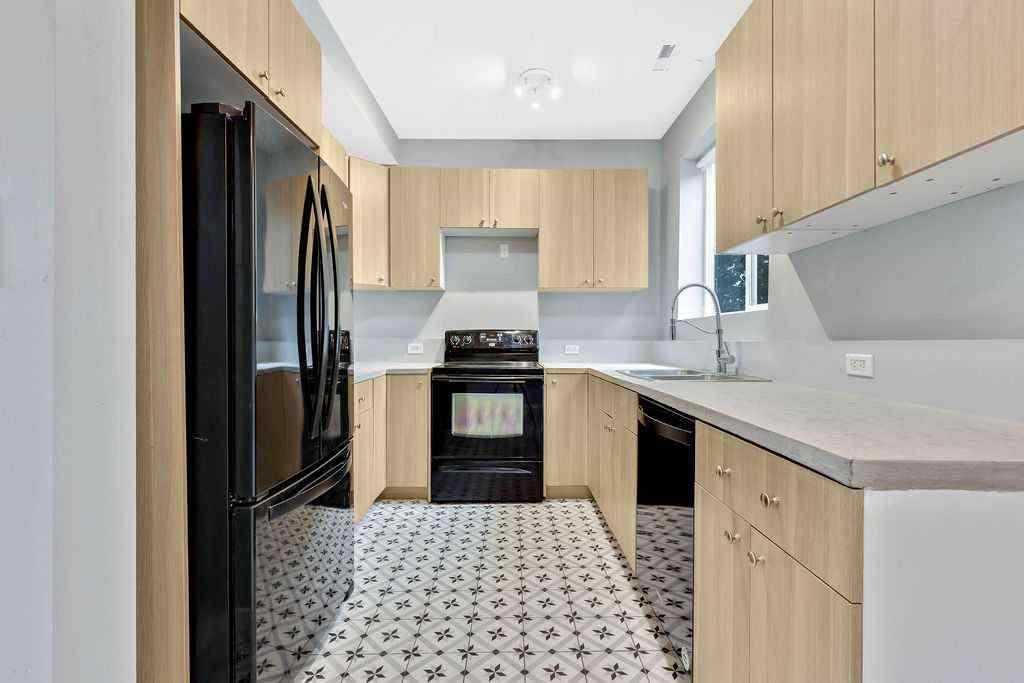 MLS® A2227260 - 1018 Smith Avenue  in NONE Crossfield, Residential