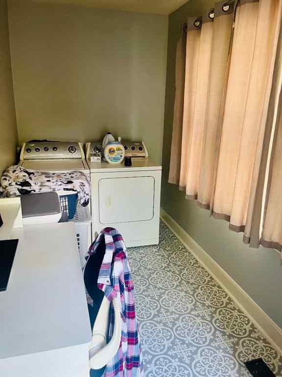 MLS® A2227280 - 516 12 A Street N in Senator Buchanan Lethbridge, Residential