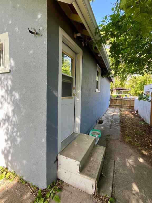 MLS® A2227280 - 516 12 A Street N in Senator Buchanan Lethbridge, Residential