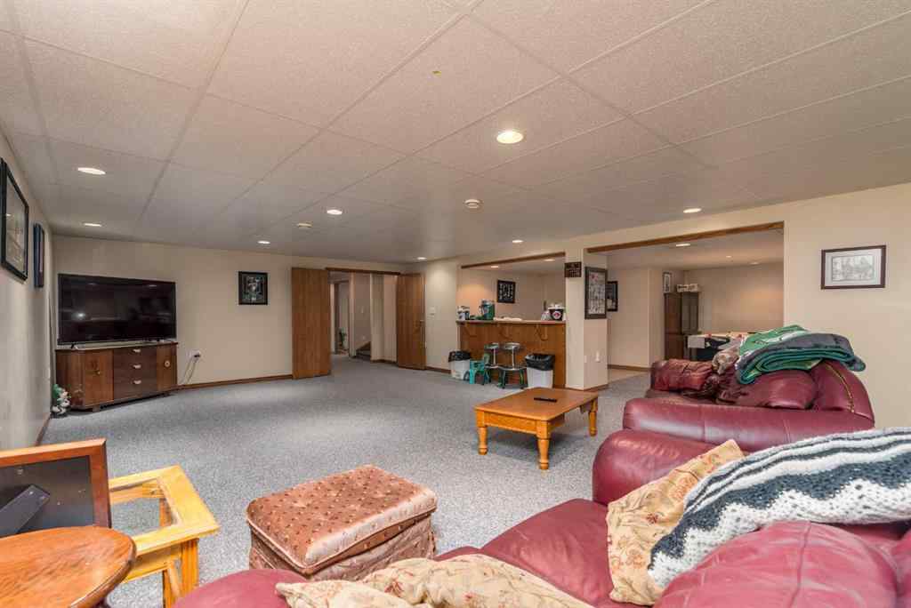 MLS® A2227318 - 612 2nd Street E in  Maidstone, Residential