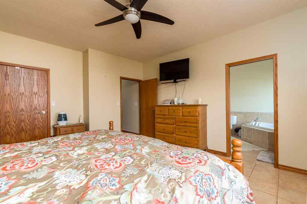 MLS® A2227318 - 612 2nd Street E in  Maidstone, Residential