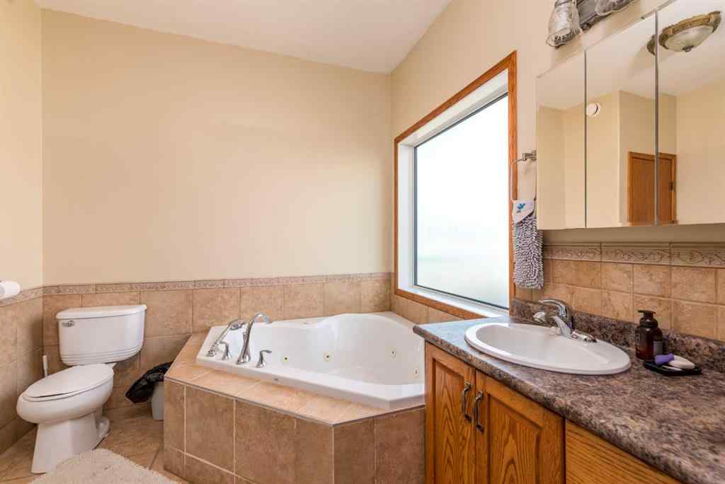 MLS® A2227318 - 612 2nd Street E in  Maidstone, Residential