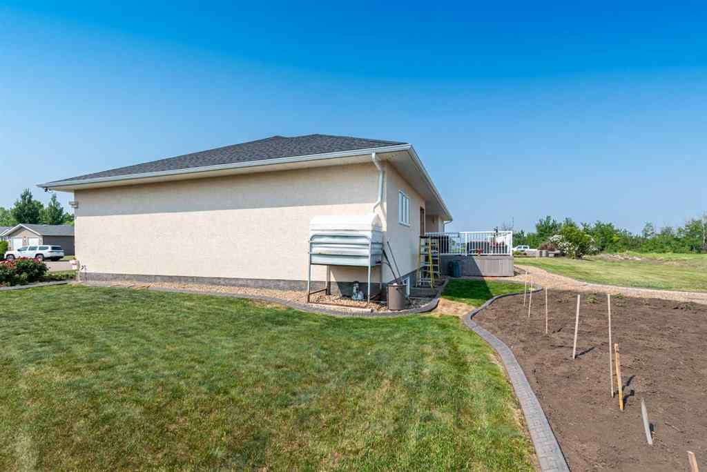 MLS® A2227318 - 612 2nd Street E in  Maidstone, Residential