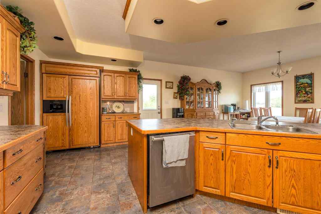 MLS® A2227318 - 612 2nd Street E in  Maidstone, Residential