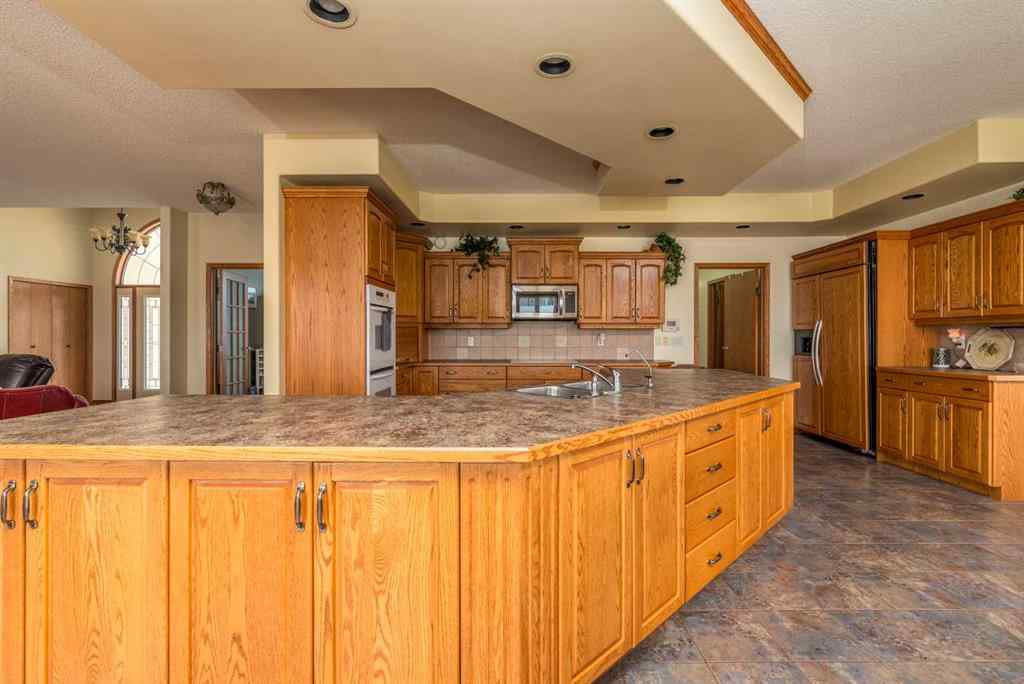 MLS® A2227318 - 612 2nd Street E in  Maidstone, Residential
