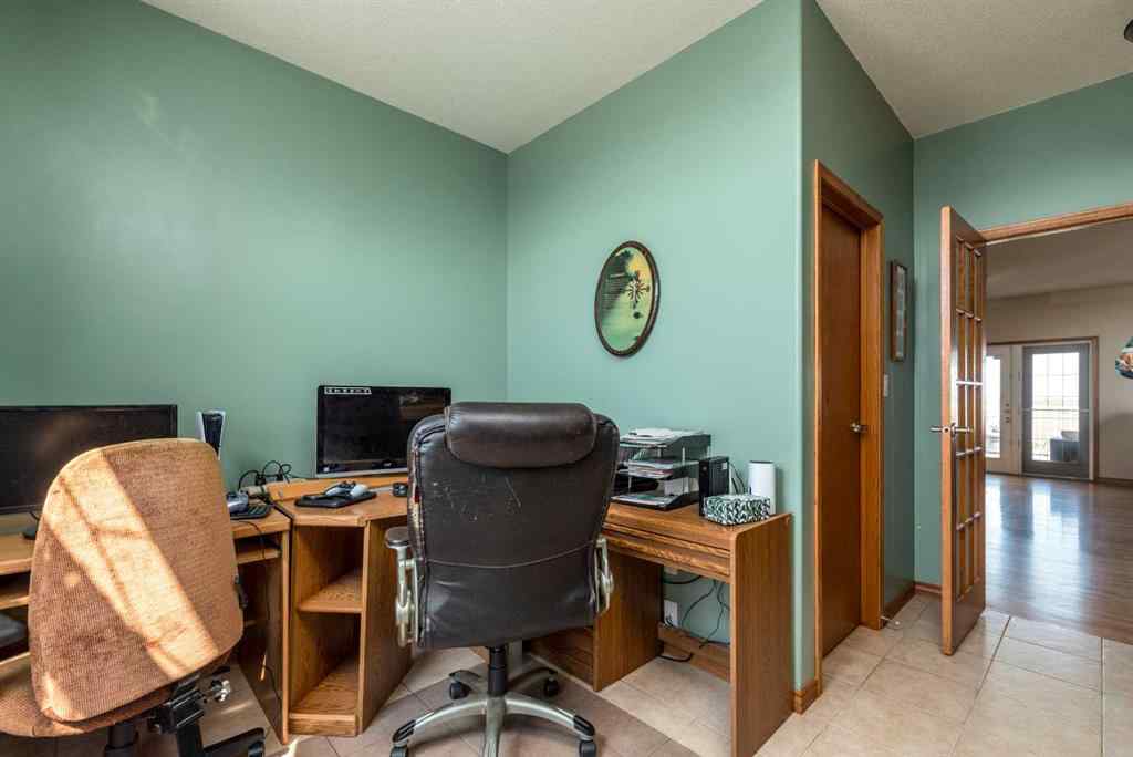 MLS® A2227318 - 612 2nd Street E in  Maidstone, Residential