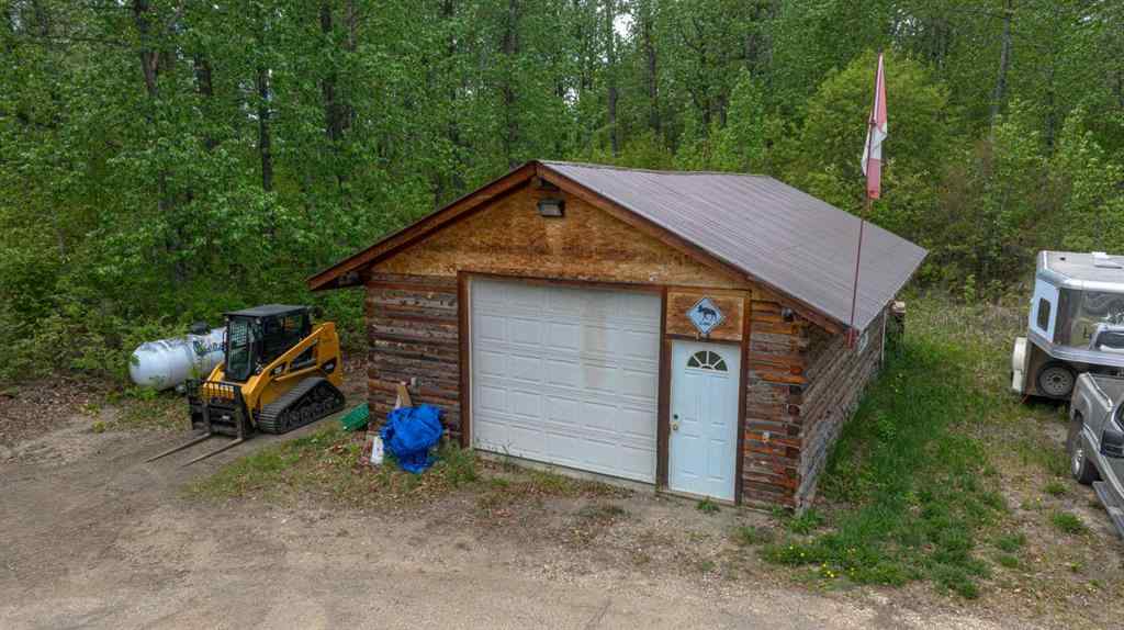 MLS® A2227319 - 703034 Highway 40   in NONE Rural Grande Prairie No. 1, County of, Residential