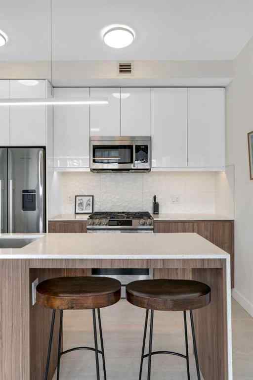 MLS® A2227320 - 317 9A Street NW in Sunnyside Calgary, Residential