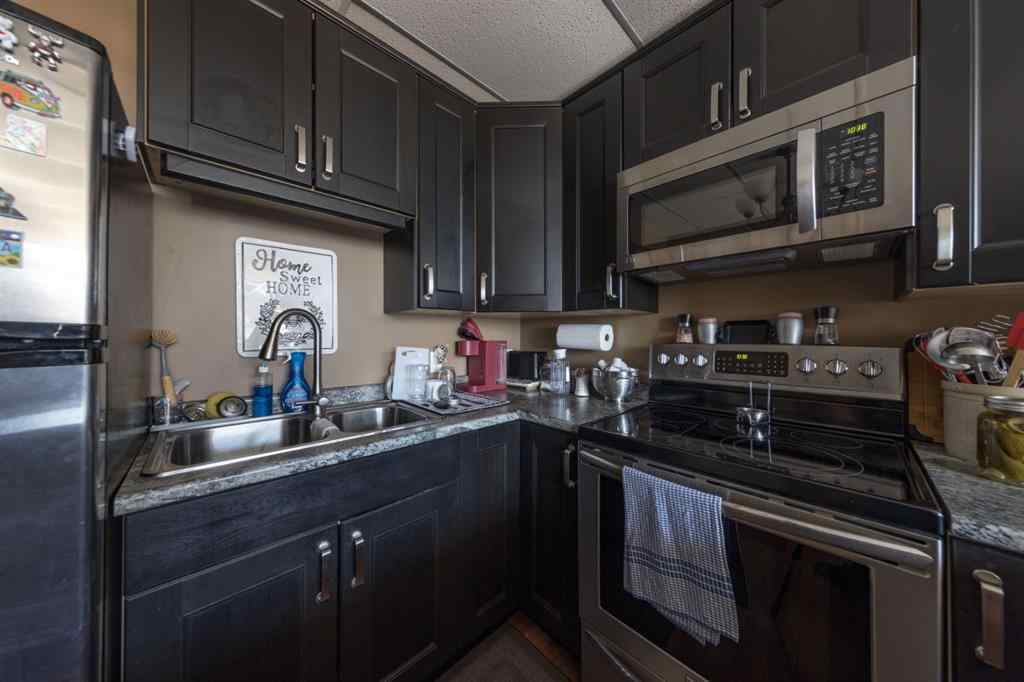 MLS® A2227390 - 5008 50 Street  in Central Business District Lloydminster, Commercial