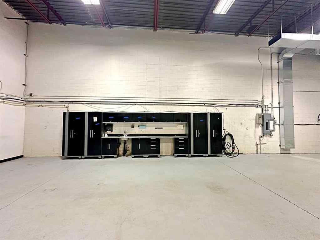 MLS® A2227429 - 8121 Fraser Avenue  in Downtown Fort McMurray, Commercial