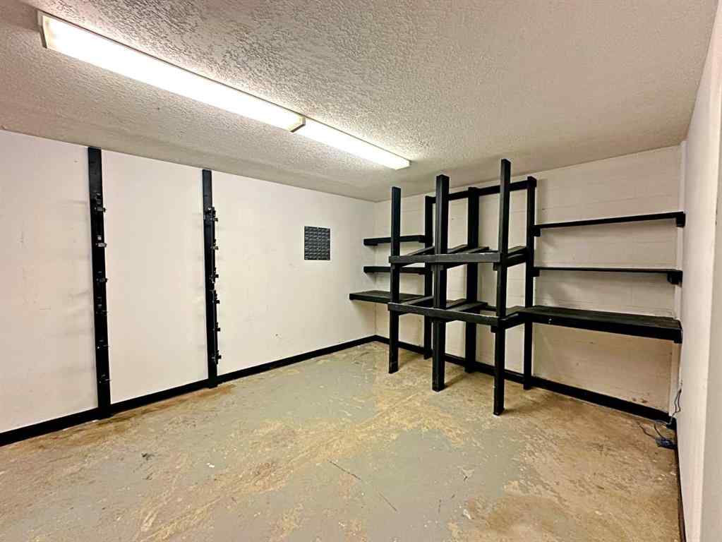MLS® A2227429 - 8121 Fraser Avenue  in Downtown Fort McMurray, Commercial