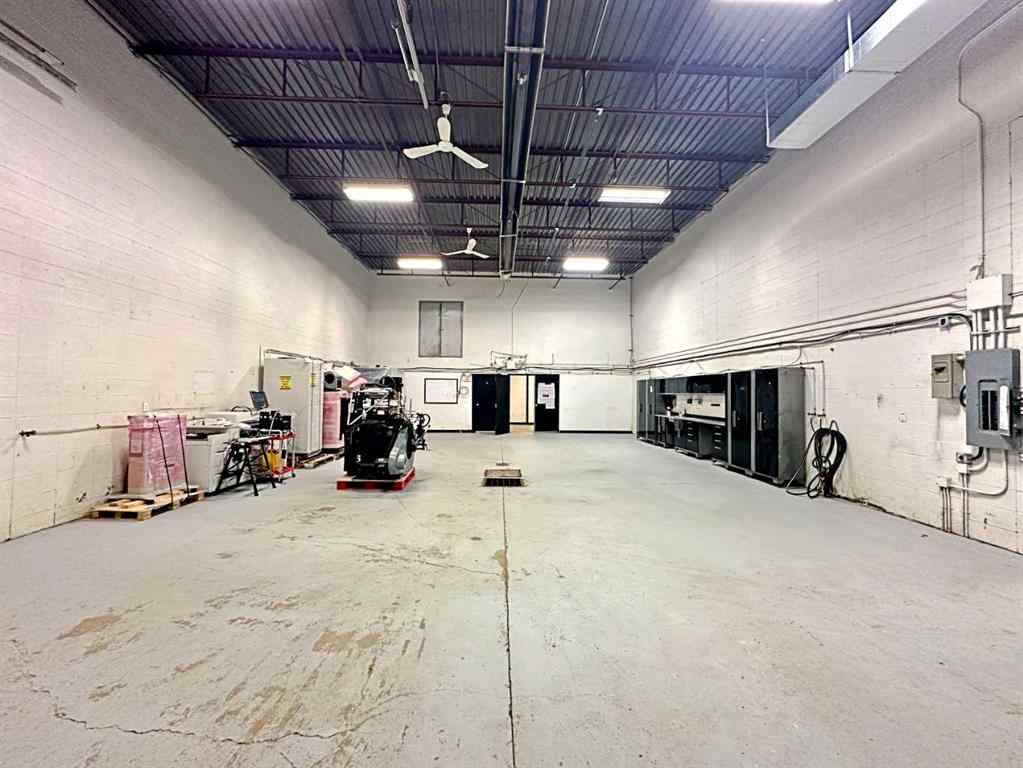 MLS® A2227429 - 8121 Fraser Avenue  in Downtown Fort McMurray, Commercial