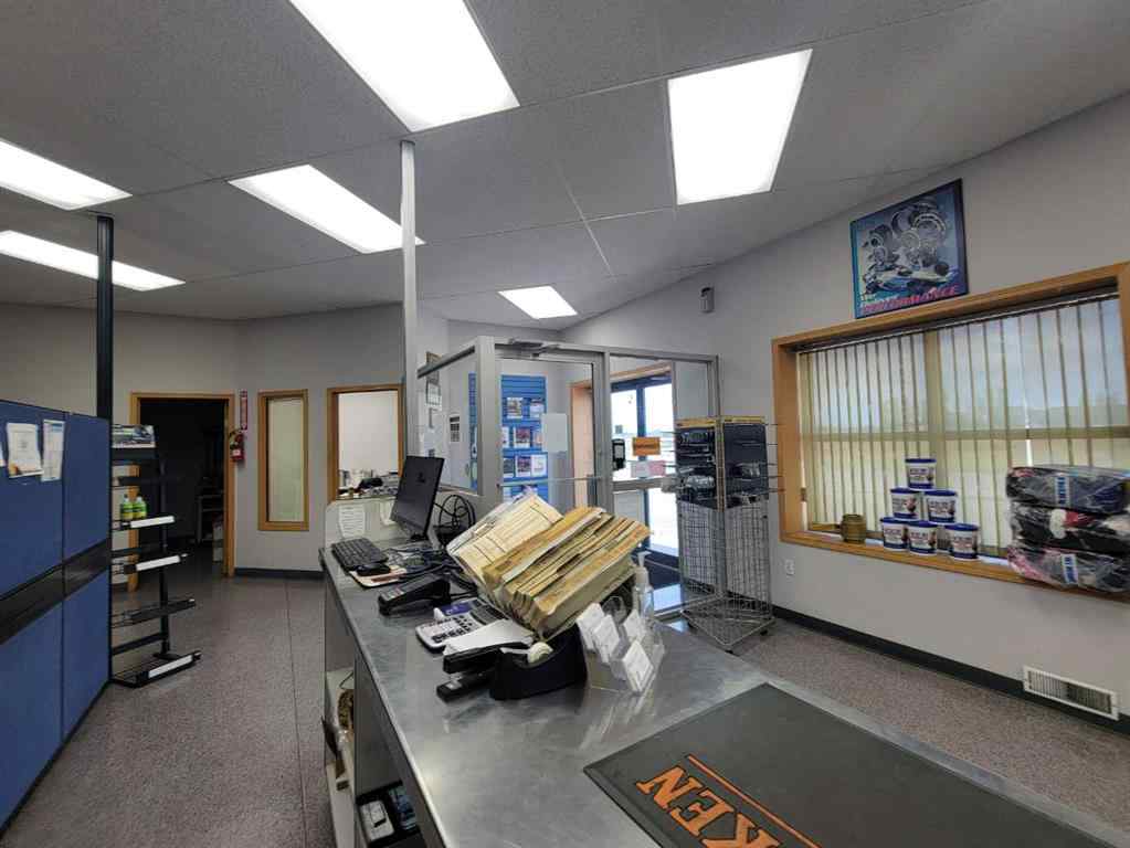 MLS® A2227440 - 768 25 Street SW in South West Industrial Medicine Hat, Commercial