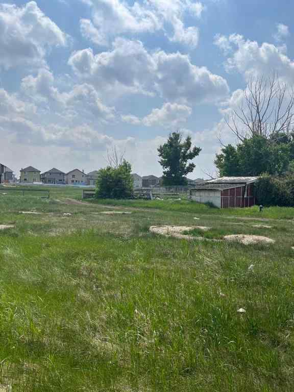 MLS® A2227445 - 6811 89 Avenue NE in Saddle Ridge Calgary, Residential