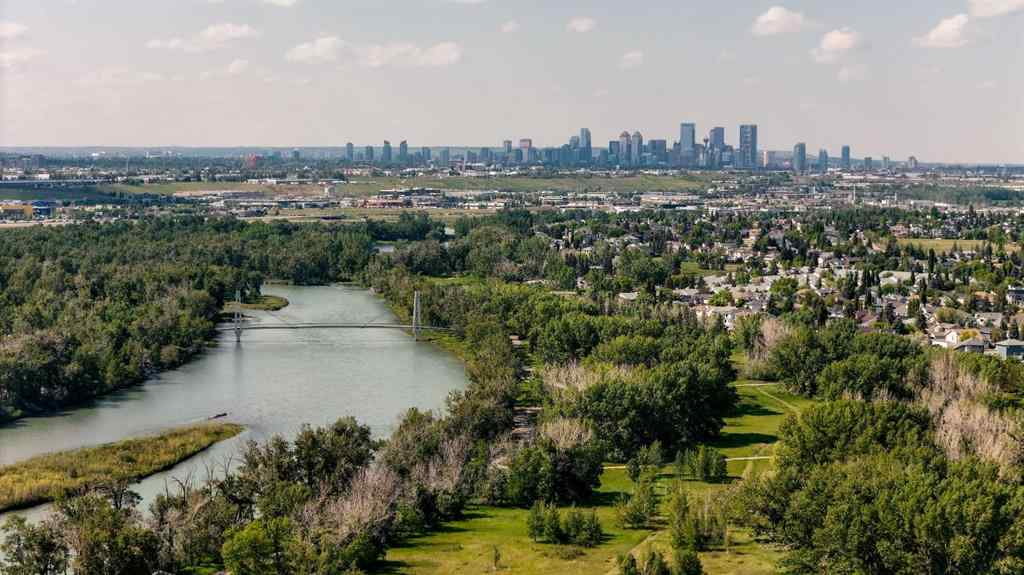 MLS® A2227451 - Unit #401 221 Quarry Way SE in Douglasdale/Glen Calgary, Residential