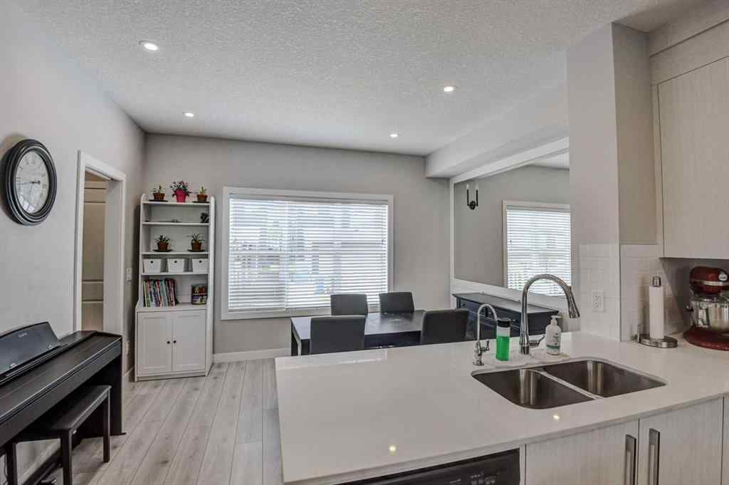 MLS® A2227468 - 448 West Lakeview Drive  in Dawson\'s Landing Chestermere, Residential