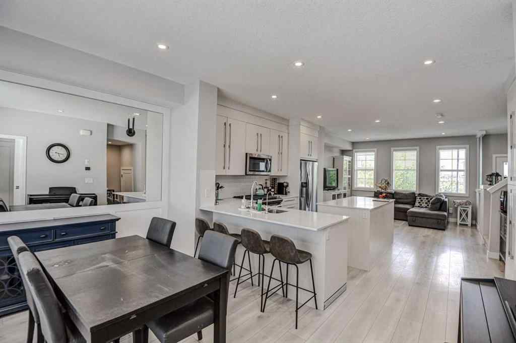 MLS® A2227468 - 448 West Lakeview Drive  in Dawson\'s Landing Chestermere, Residential