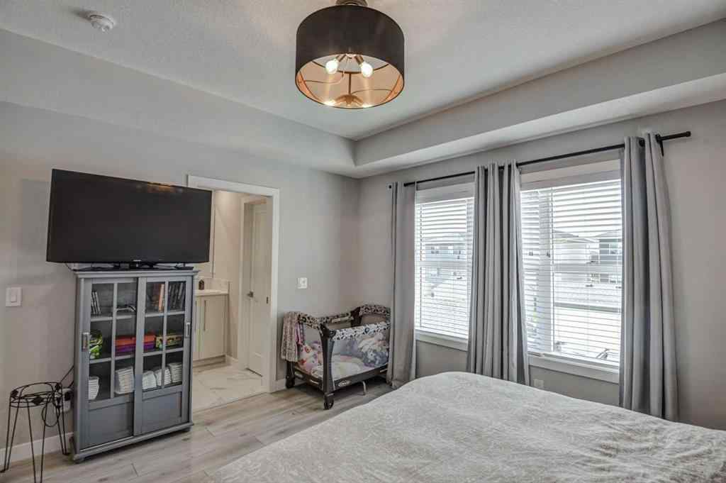 MLS® A2227468 - 448 West Lakeview Drive  in Dawson\'s Landing Chestermere, Residential