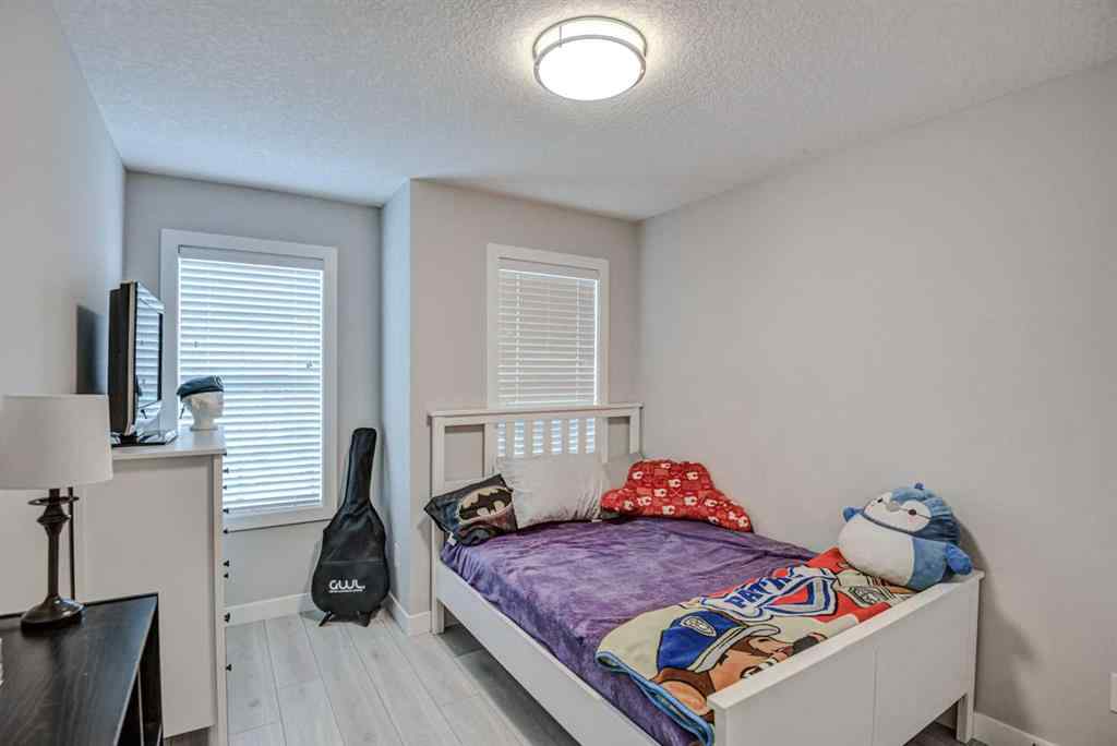 MLS® A2227468 - 448 West Lakeview Drive  in Dawson\'s Landing Chestermere, Residential