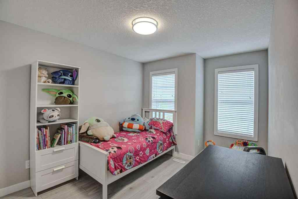 MLS® A2227468 - 448 West Lakeview Drive  in Dawson\'s Landing Chestermere, Residential