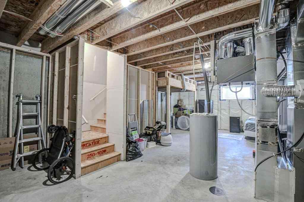 MLS® A2227468 - 448 West Lakeview Drive  in Dawson\'s Landing Chestermere, Residential