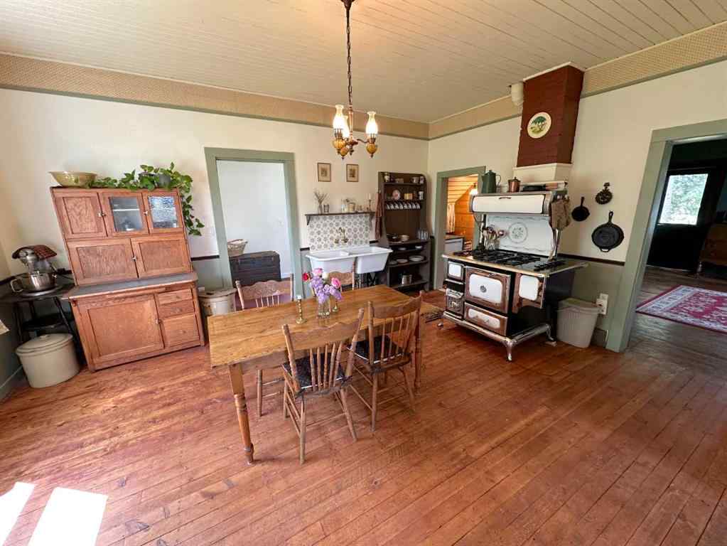 MLS® A2227498 - 38568 Range Road 22   in NONE Rural Red Deer County, Residential