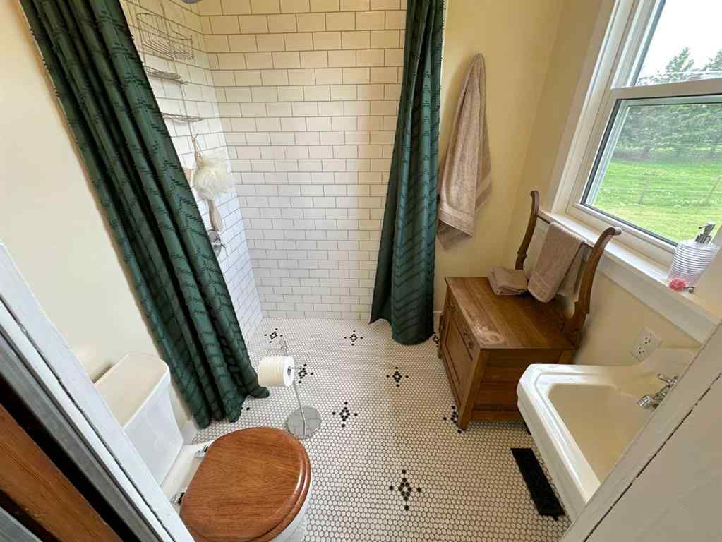 MLS® A2227498 - 38568 Range Road 22   in NONE Rural Red Deer County, Residential