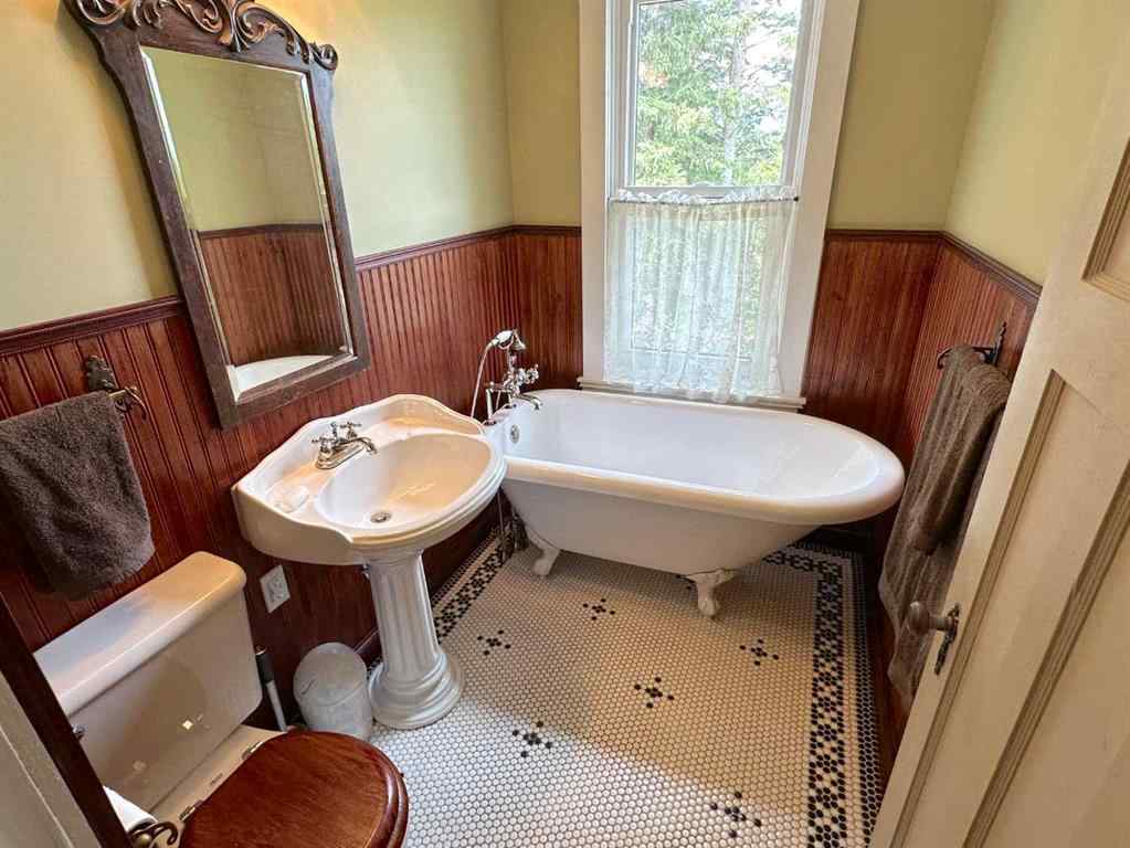 MLS® A2227498 - 38568 Range Road 22   in NONE Rural Red Deer County, Residential