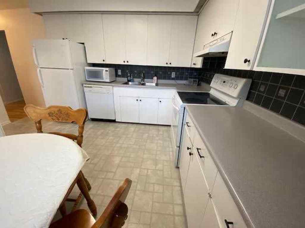 MLS® A2227507 - 182 SUNWAPTA Drive  in Hardisty Hinton, Residential