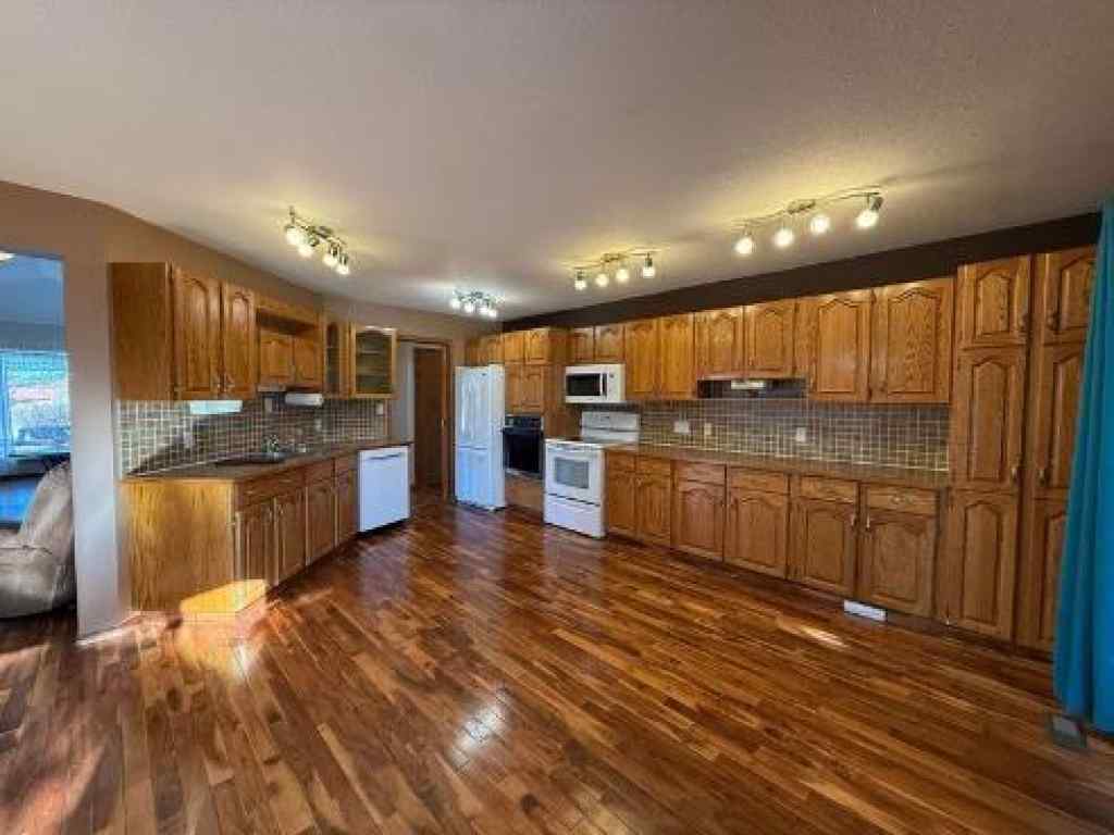 MLS® A2227510 - 5511 Shannon Drive  in NONE Olds, Residential