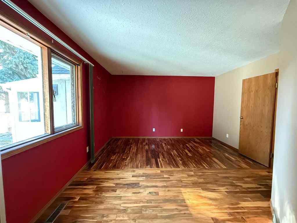 MLS® A2227510 - 5511 Shannon Drive  in NONE Olds, Residential