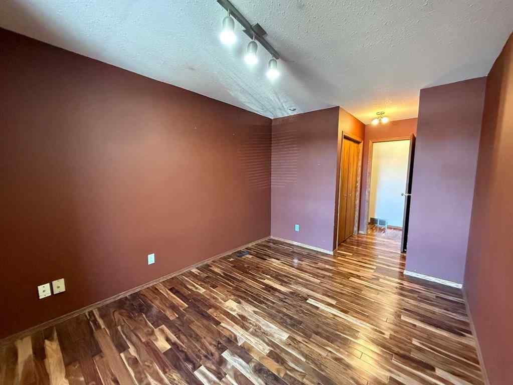 MLS® A2227510 - 5511 Shannon Drive  in NONE Olds, Residential