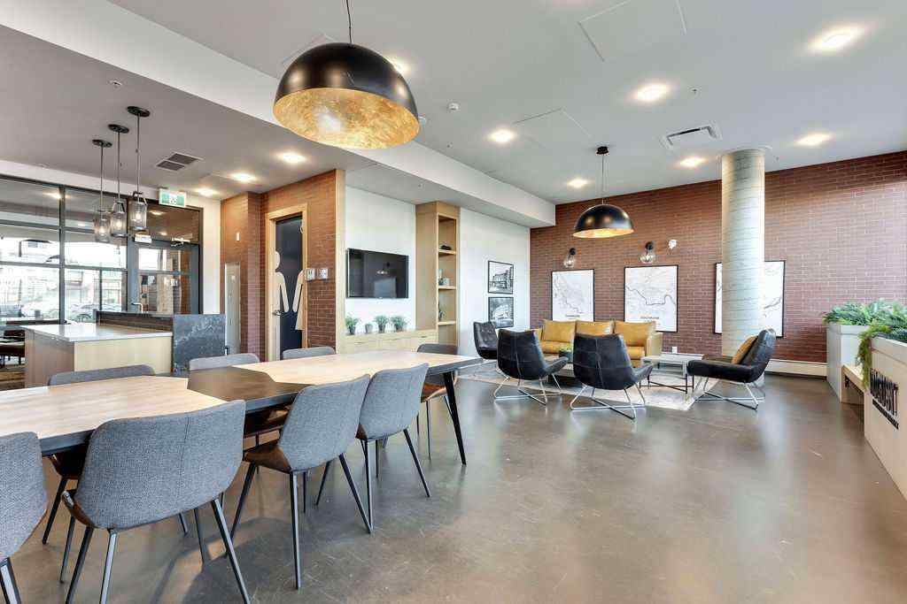 MLS® A2227612 - Unit #305 4138 University Avenue NW in University District Calgary, Residential