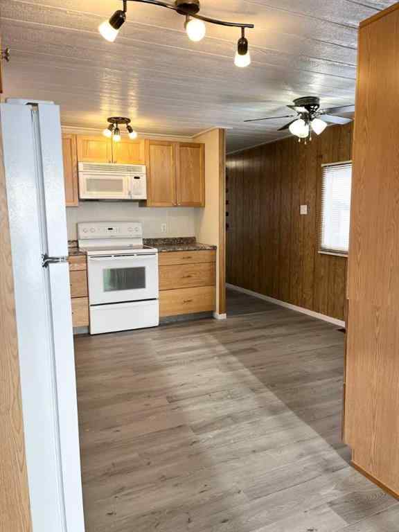 MLS® A2227662 - Unit #80 8060 100 Street  in MH - Coachman Grande Prairie, Mobile