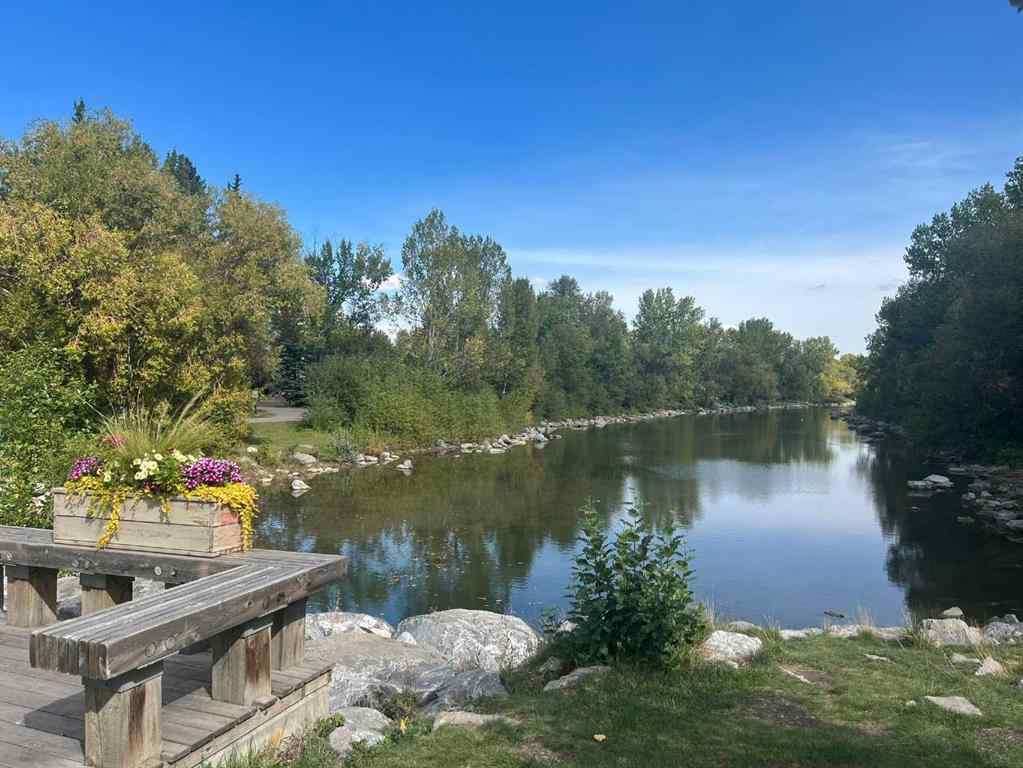 MLS® A2227673 - Unit #400F 500 Eau Claire Avenue SW in Eau Claire Calgary, Residential