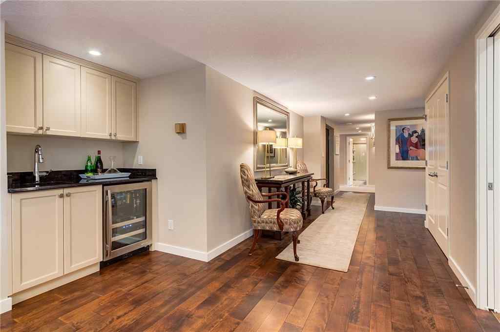 MLS® A2227673 - Unit #400F 500 Eau Claire Avenue SW in Eau Claire Calgary, Residential