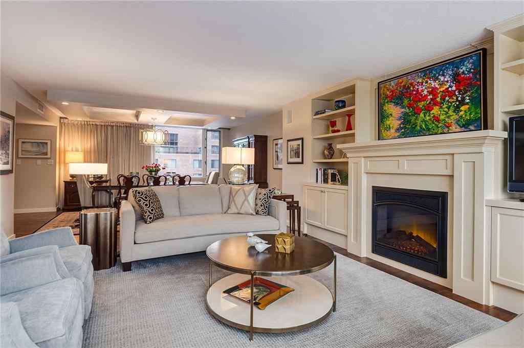 MLS® A2227673 - Unit #400F 500 Eau Claire Avenue SW in Eau Claire Calgary, Residential