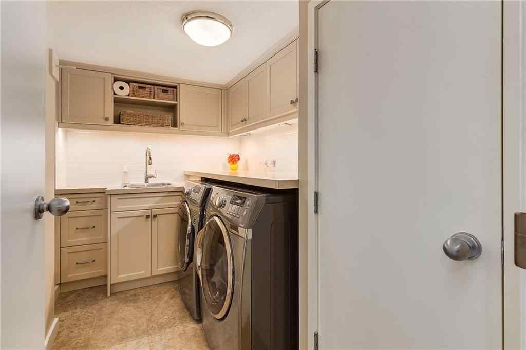 MLS® A2227673 - Unit #400F 500 Eau Claire Avenue SW in Eau Claire Calgary, Residential